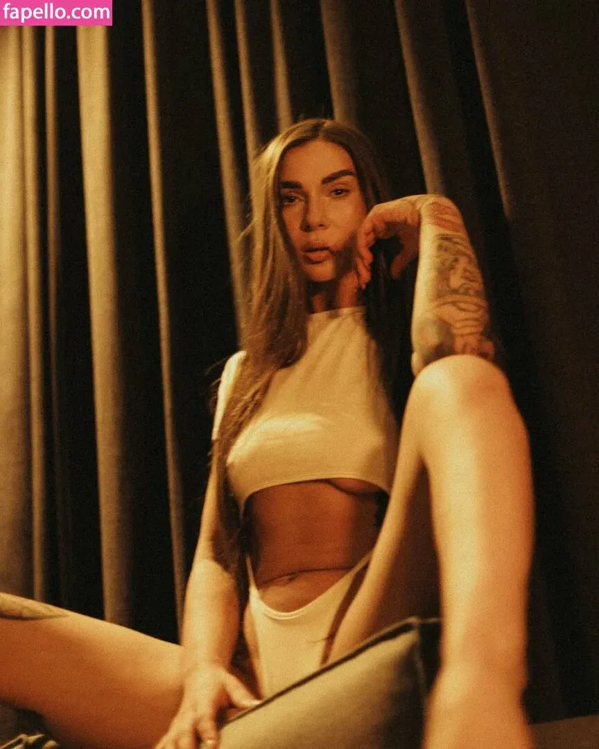 Ndoadot Onlyfans Photo Gallery 