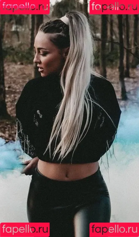 Regina Hixt Onlyfans Photo Gallery 
