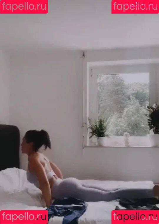 Regina Hixt Onlyfans Photo Gallery 