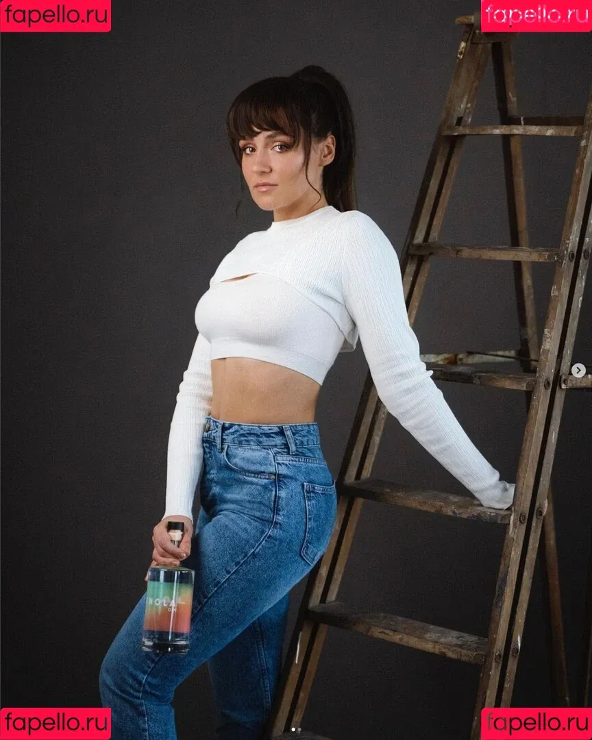 Regina Hixt Onlyfans Photo Gallery 