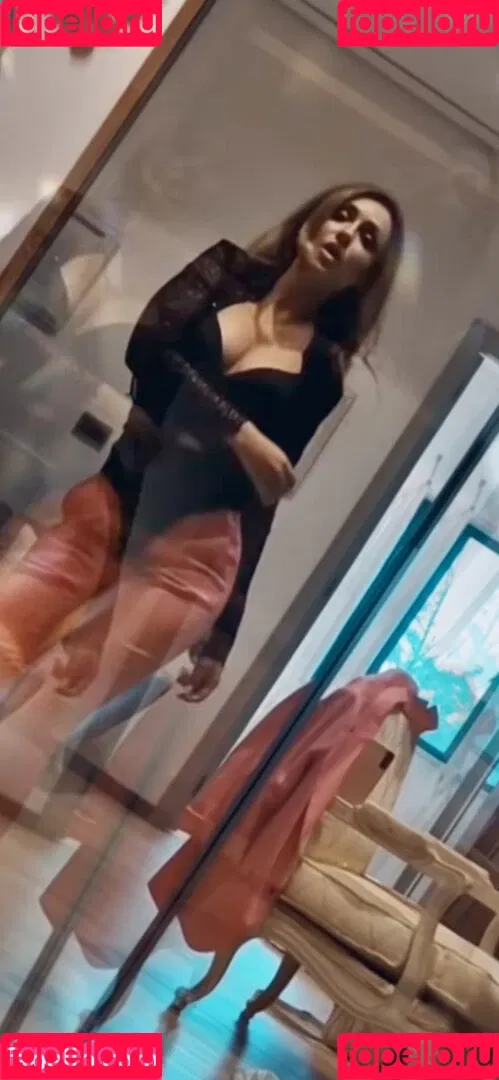 Regina Hixt Onlyfans Photo Gallery 
