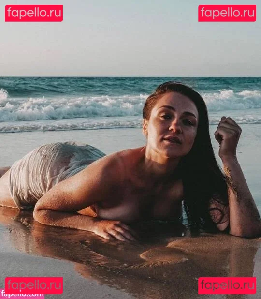 Regina Hixt Onlyfans Photo Gallery 