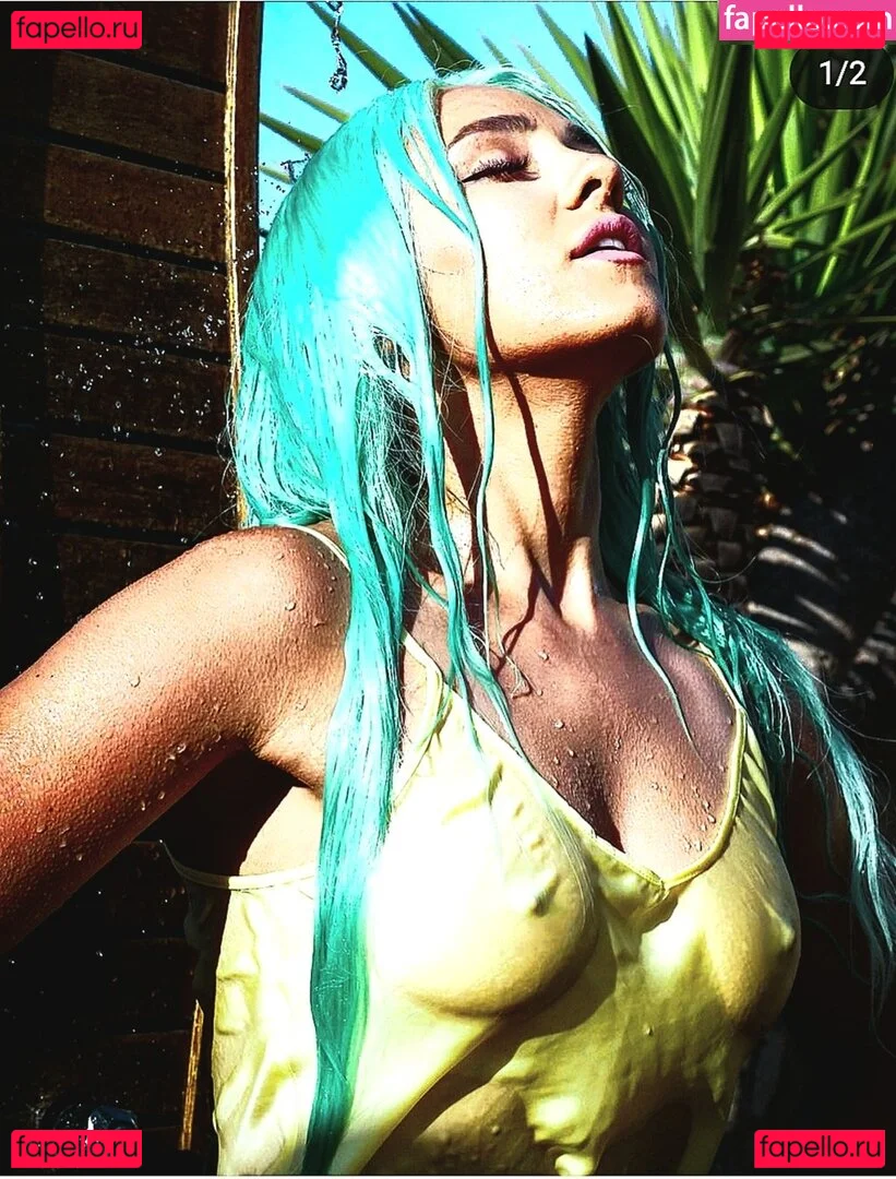 Regina Hixt Onlyfans Photo Gallery 