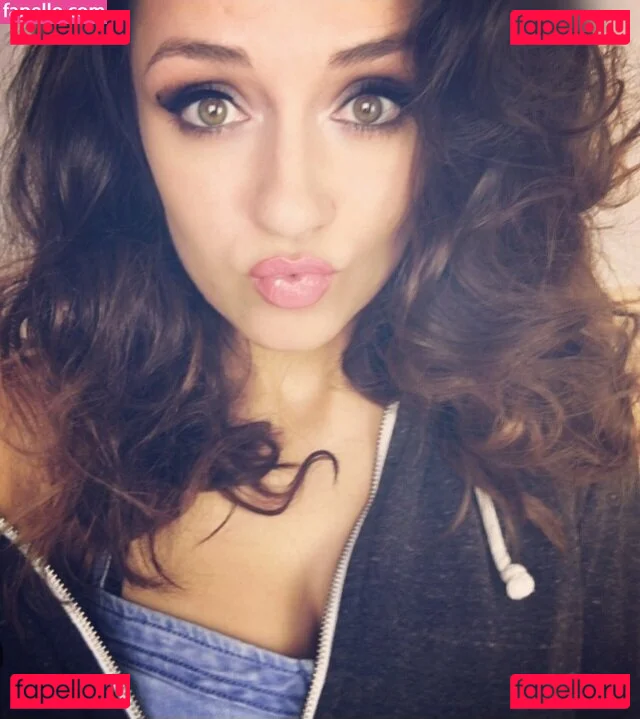 Regina Hixt Onlyfans Photo Gallery 