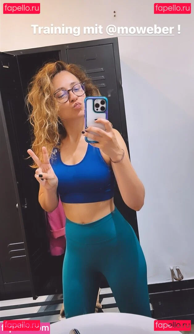 Regina Hixt Onlyfans Photo Gallery 