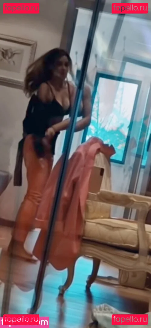 Regina Hixt Onlyfans Photo Gallery 