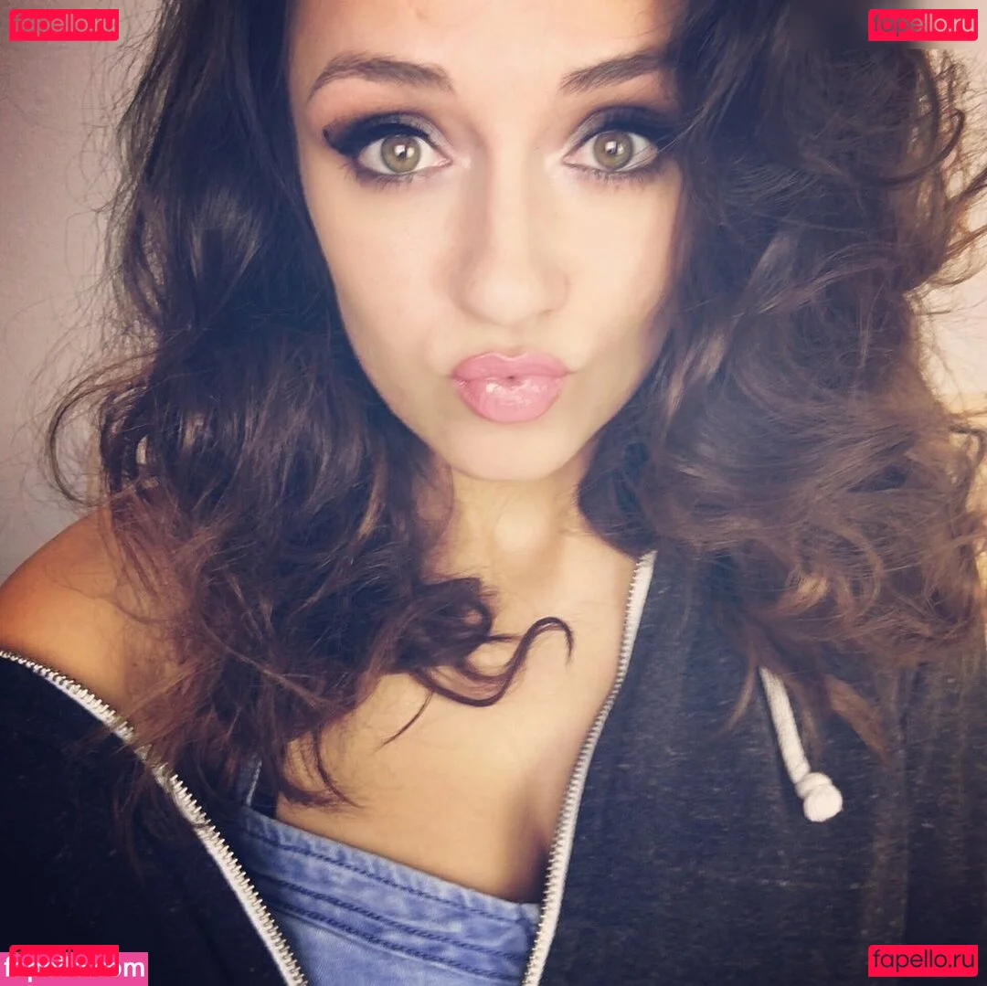 Regina Hixt Onlyfans Photo Gallery 