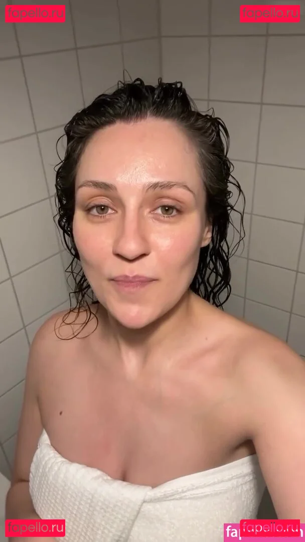 Regina Hixt Onlyfans Photo Gallery 