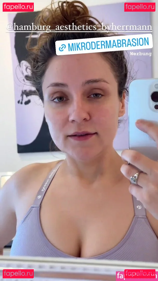 Regina Hixt Onlyfans Photo Gallery 