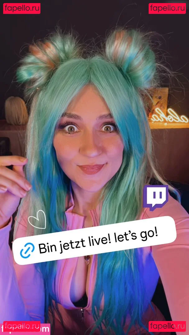 Regina Hixt Onlyfans Photo Gallery 