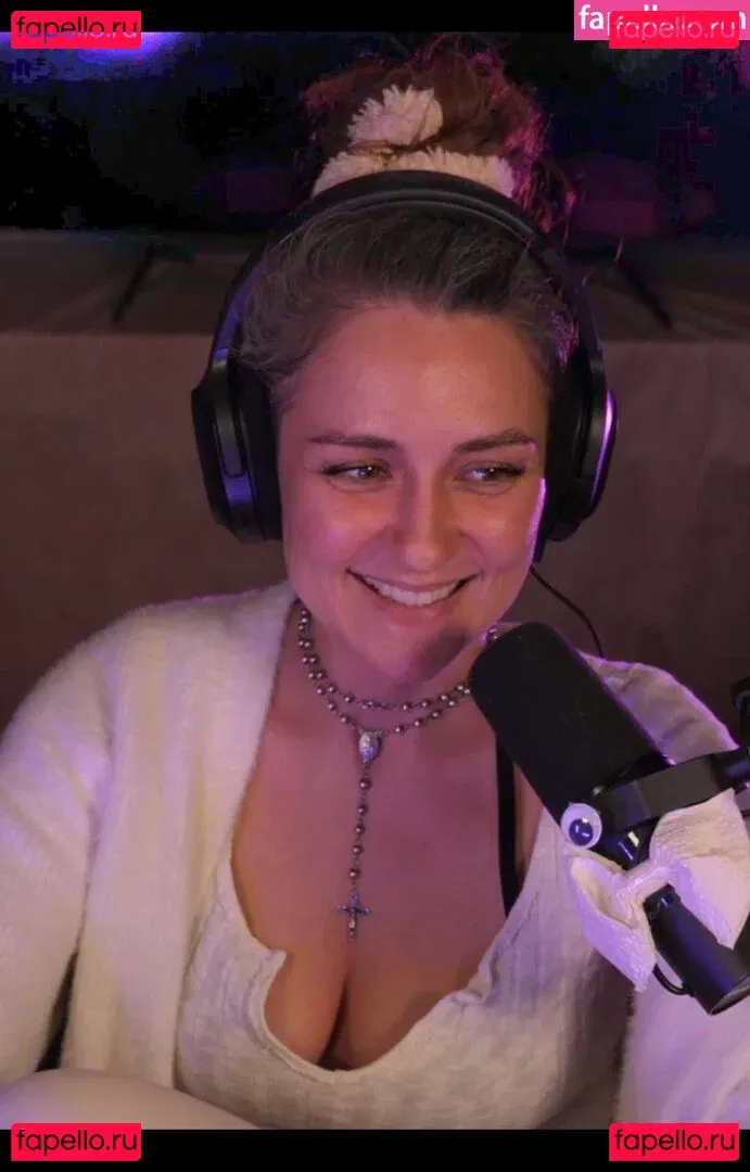 Regina Hixt Onlyfans Photo Gallery 