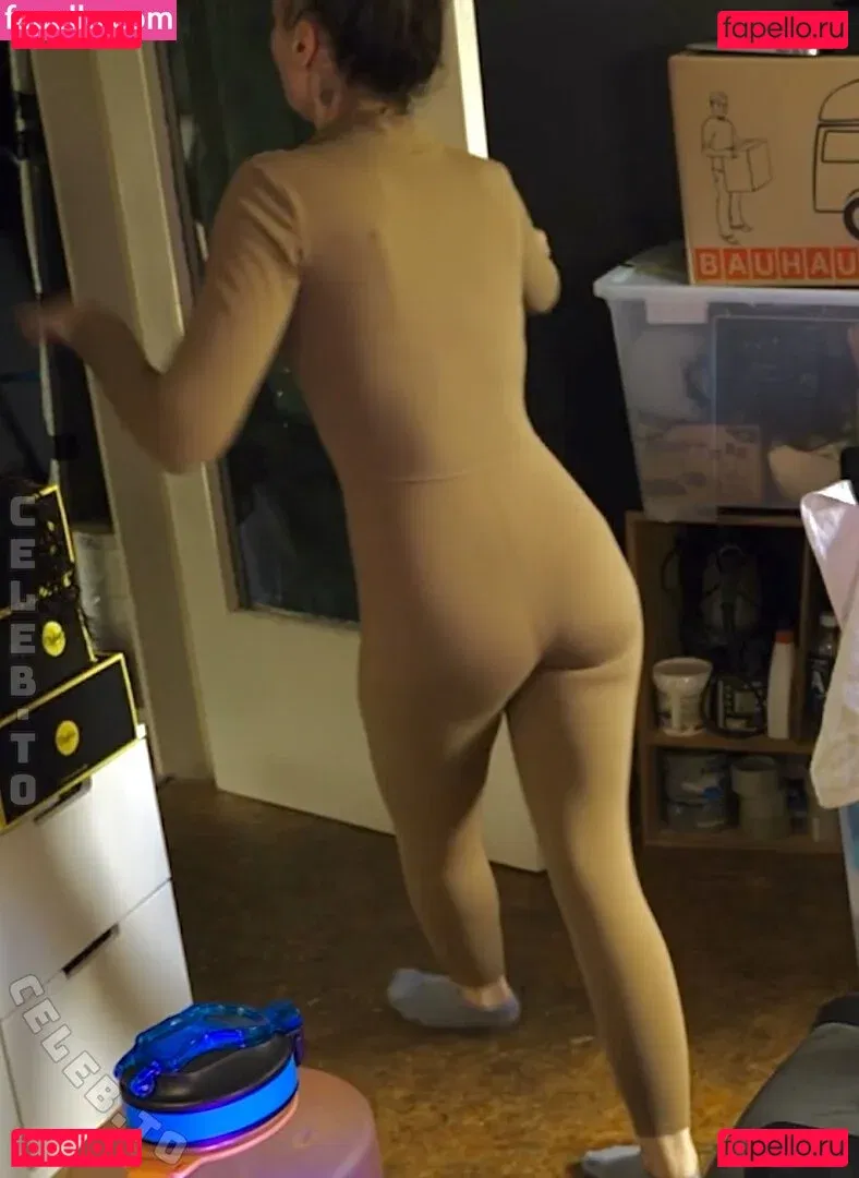 Regina Hixt Onlyfans Photo Gallery 