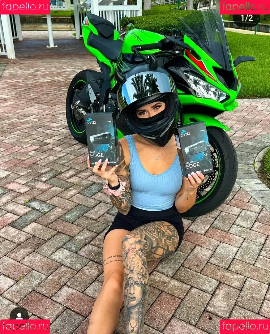 Chalina.l Onlyfans Photo Gallery 