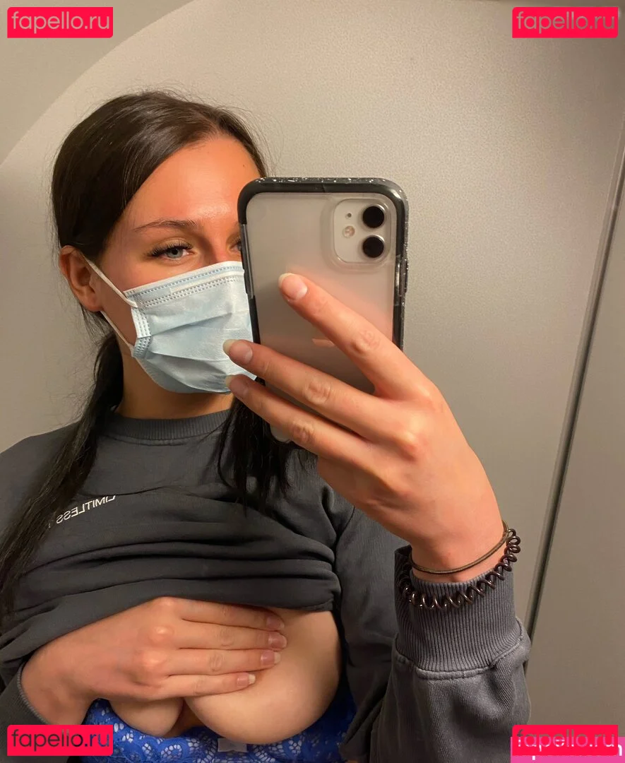 lottie_m aka charlottemx Onlyfans Photo Gallery 