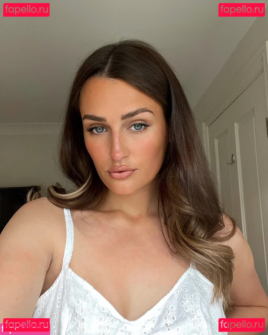 lottie_m aka charlottemx Onlyfans Photo Gallery 