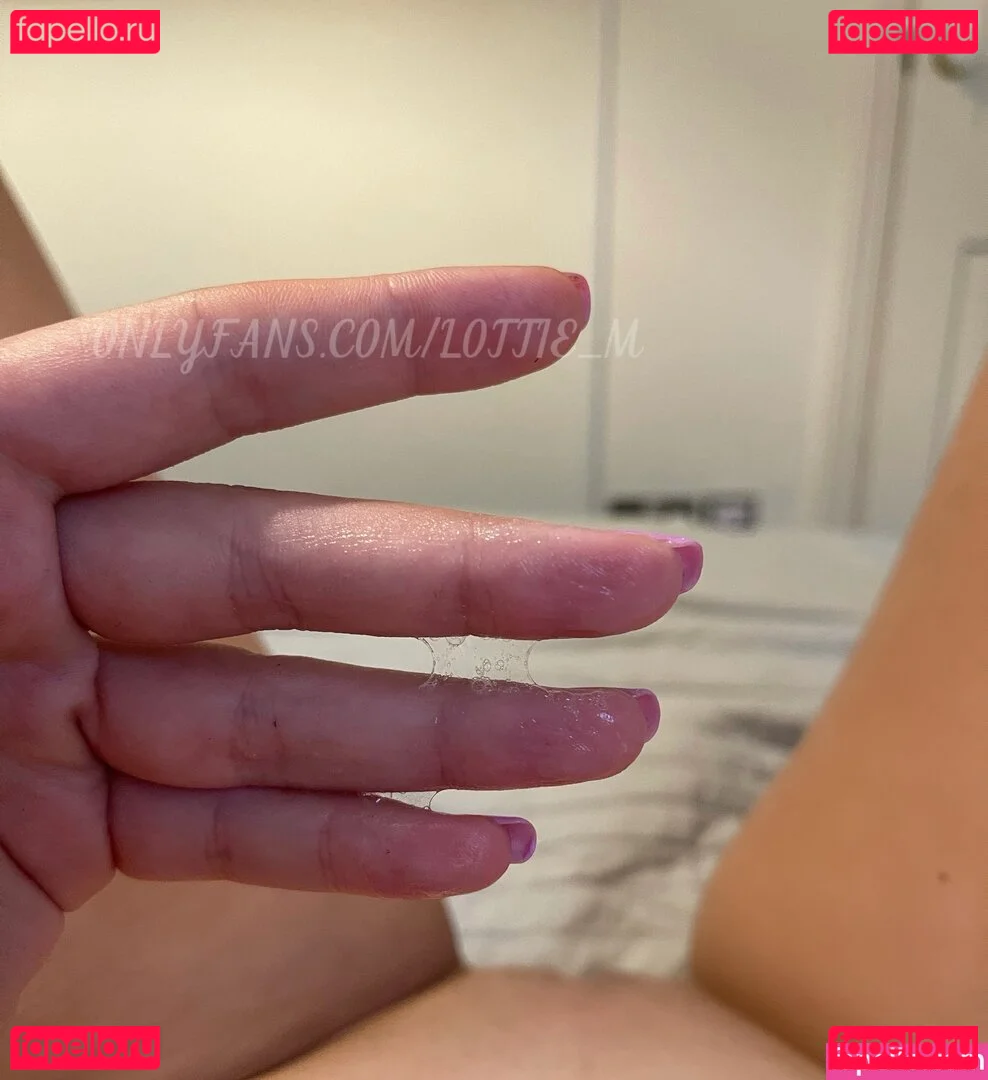 lottie_m aka charlottemx Onlyfans Photo Gallery 