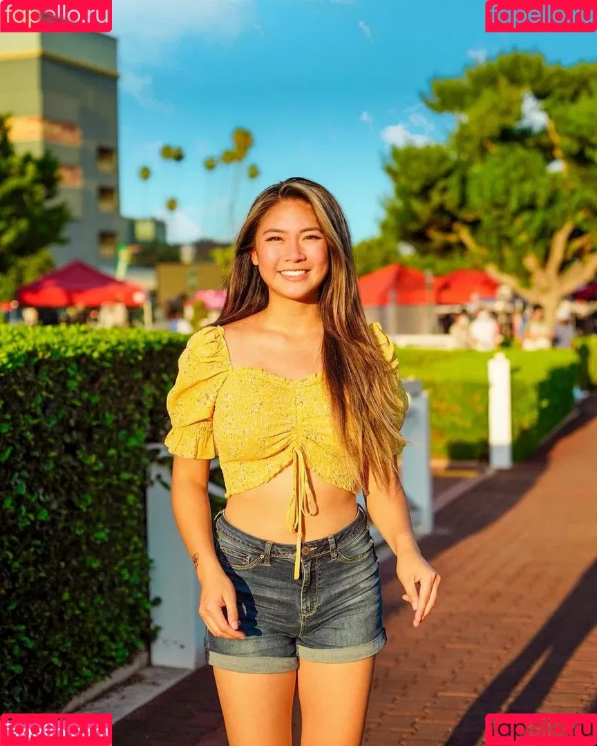 Vivian Yu Onlyfans Photo Gallery 