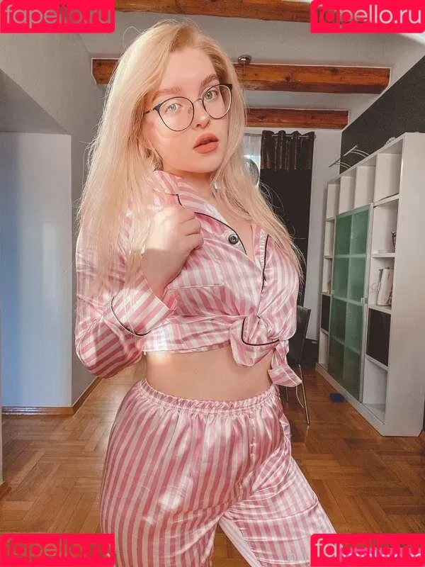 Alexislust Onlyfans Photo Gallery 