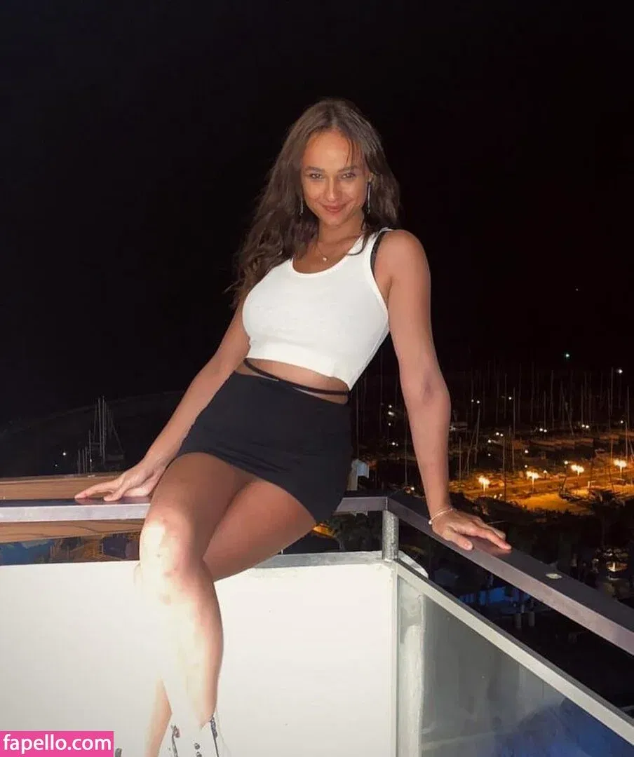 Elinor Ifrah Onlyfans Photo Gallery 