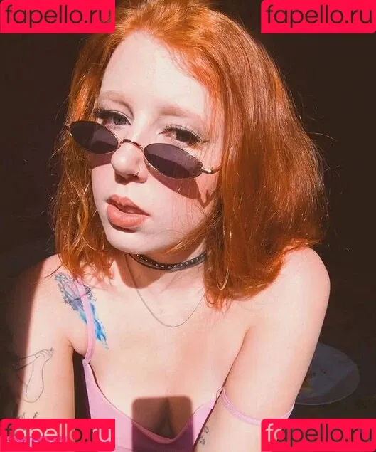 redheadlaura Onlyfans Photo Gallery 