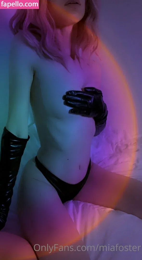 miafoster Onlyfans Photo Gallery 