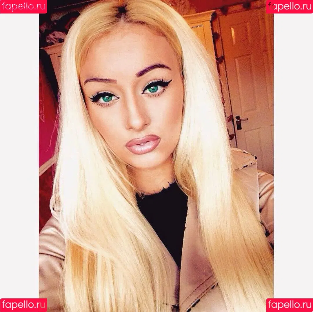 Milly Watts Onlyfans Photo Gallery 