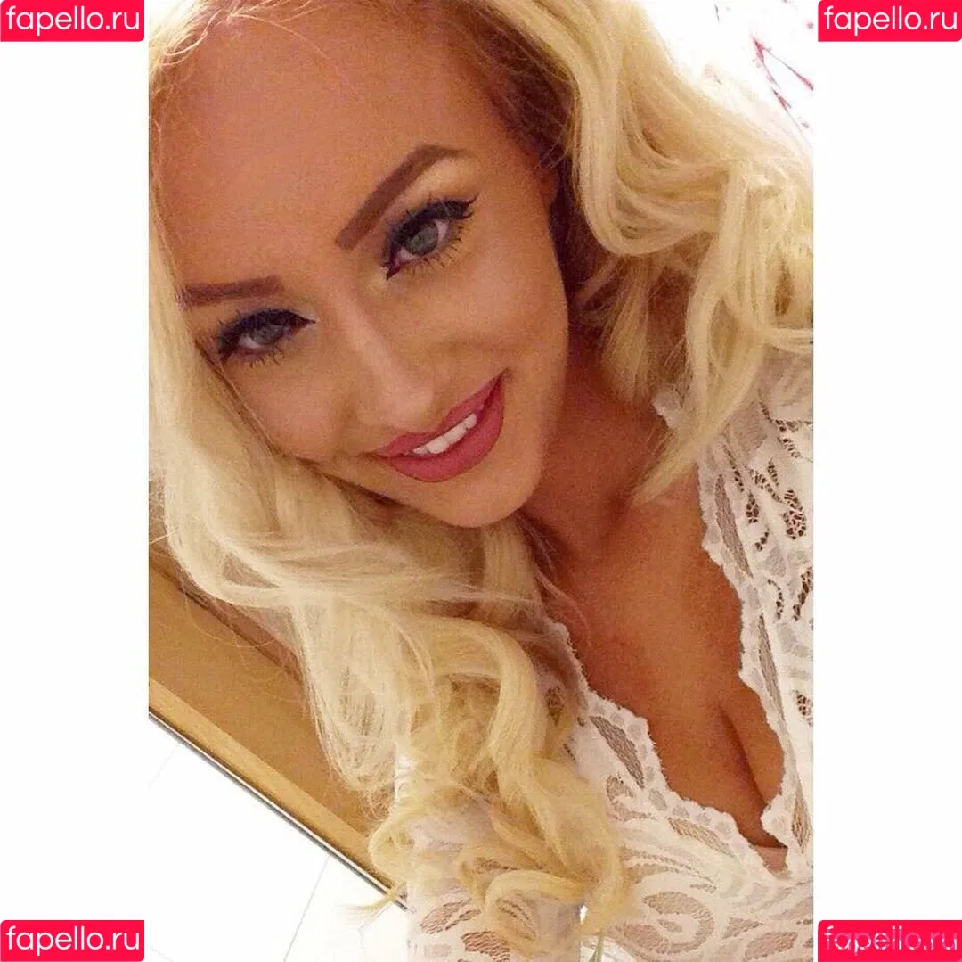 Milly Watts Onlyfans Photo Gallery 