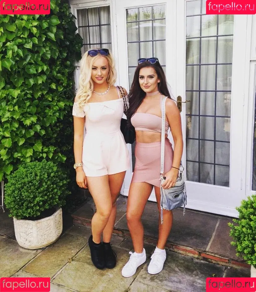 Milly Watts Onlyfans Photo Gallery 