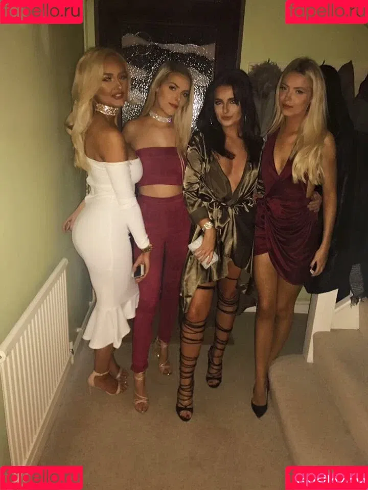 Milly Watts Onlyfans Photo Gallery 