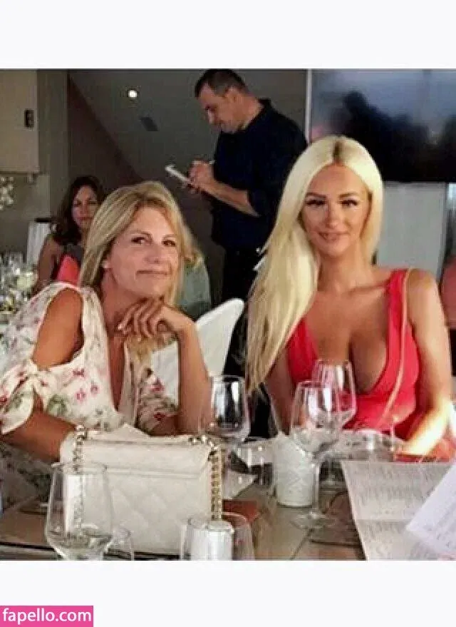 Milly Watts Onlyfans Photo Gallery 