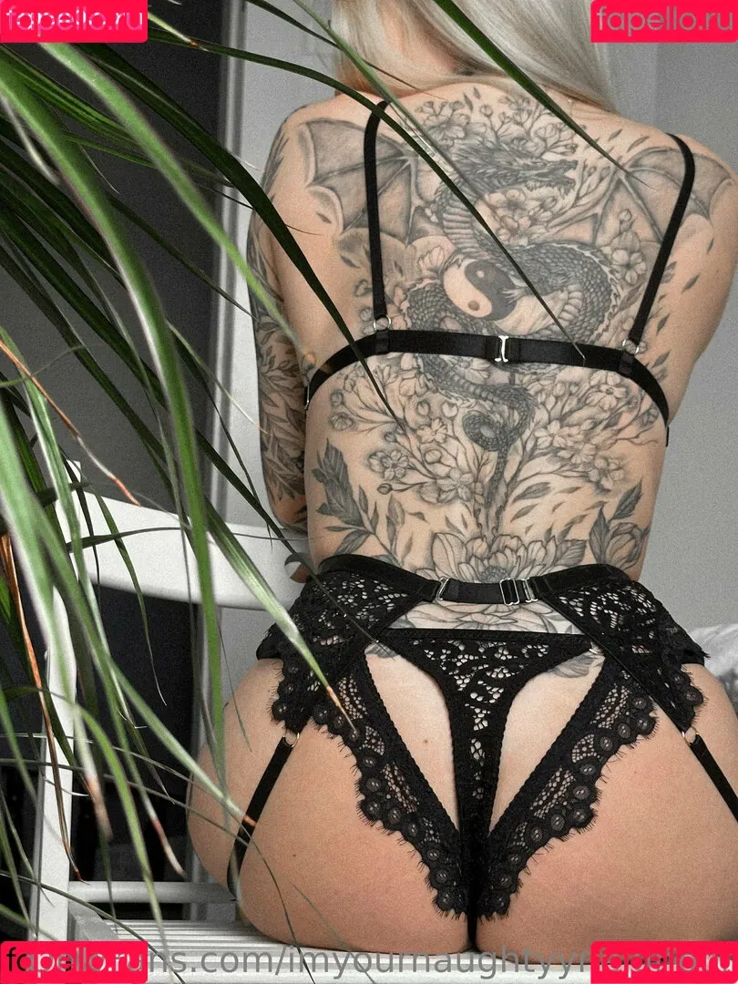 imyournaughtyyneighbor Onlyfans Photo Gallery 