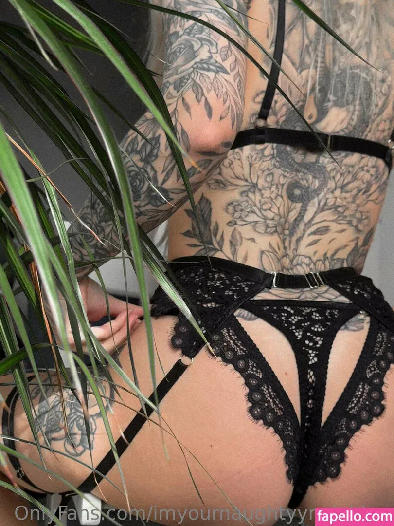 imyournaughtyyneighbor Onlyfans Photo Gallery 