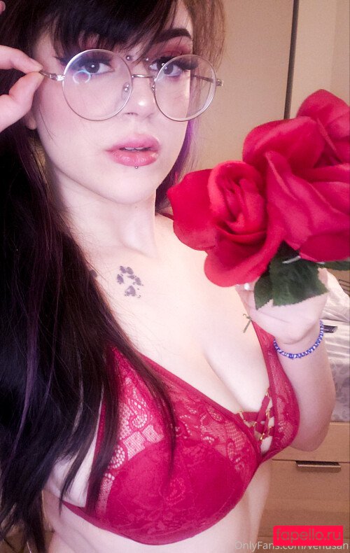 SleepiSocialist Onlyfans Photo Gallery 