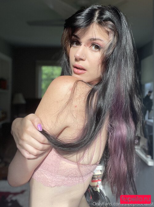 SleepiSocialist Onlyfans Photo Gallery 