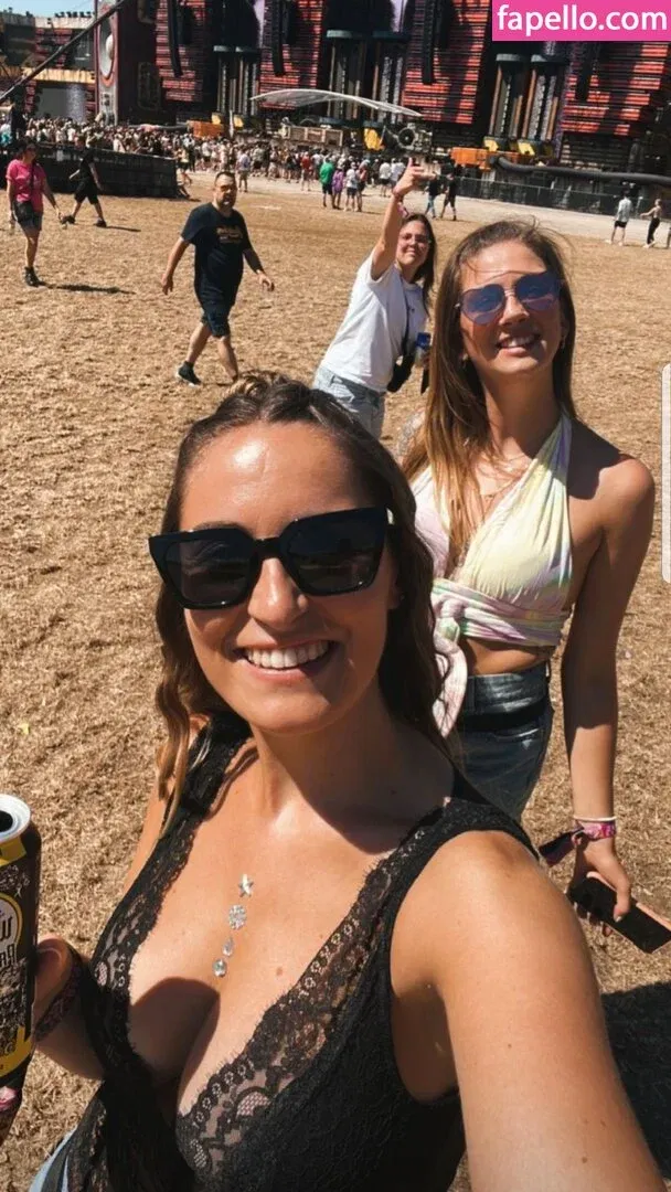 Kim Füngeling Onlyfans Photo Gallery 