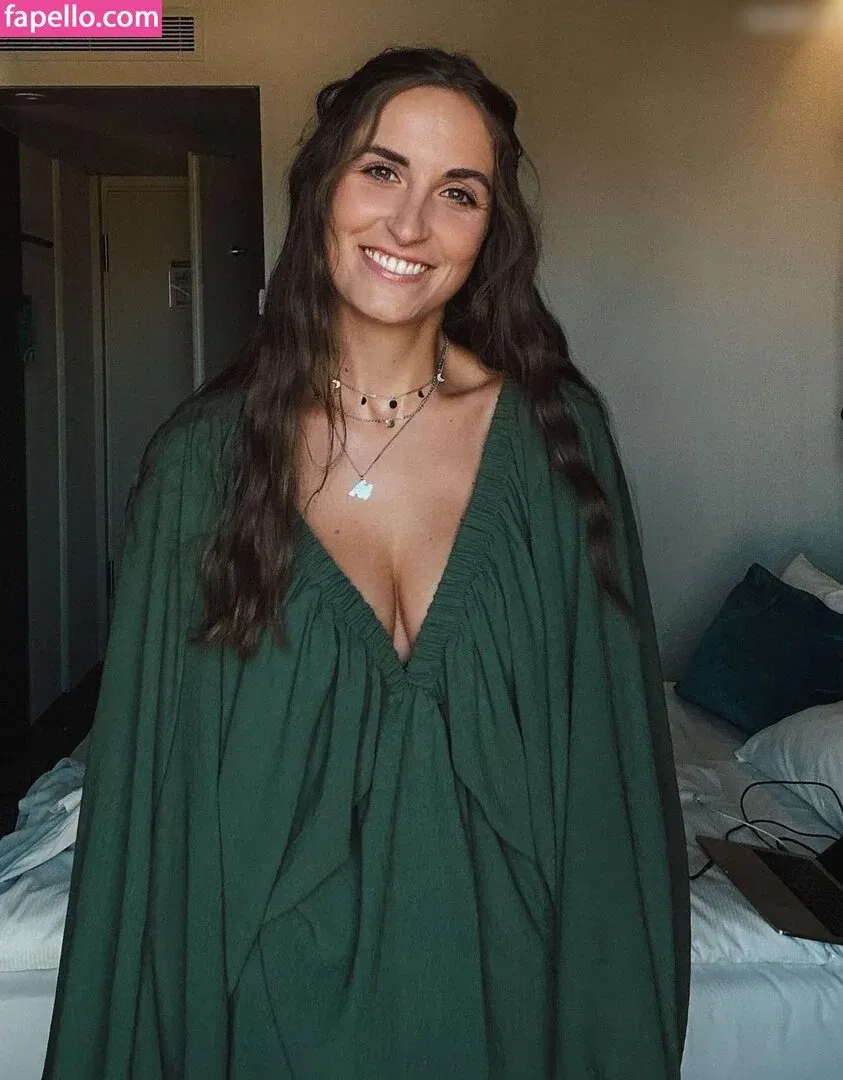 Kim Füngeling Onlyfans Photo Gallery 