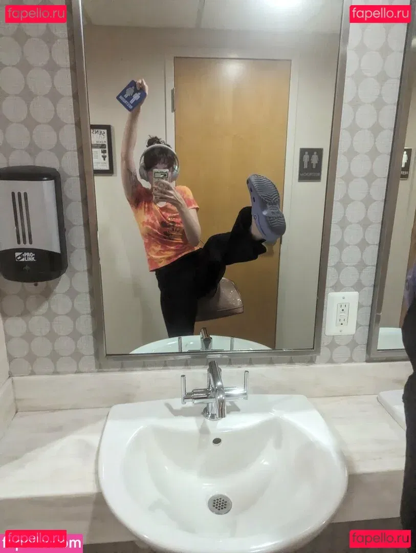 mechanicalhymen Onlyfans Photo Gallery 