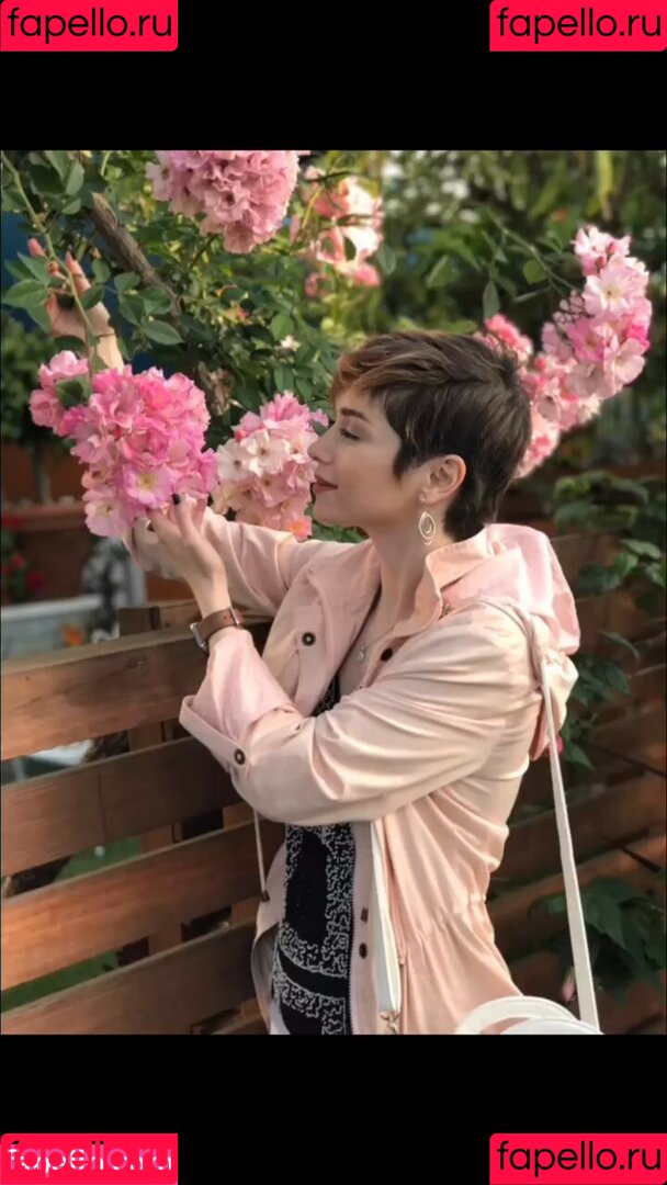 Bahar Abedi Onlyfans Photo Gallery 