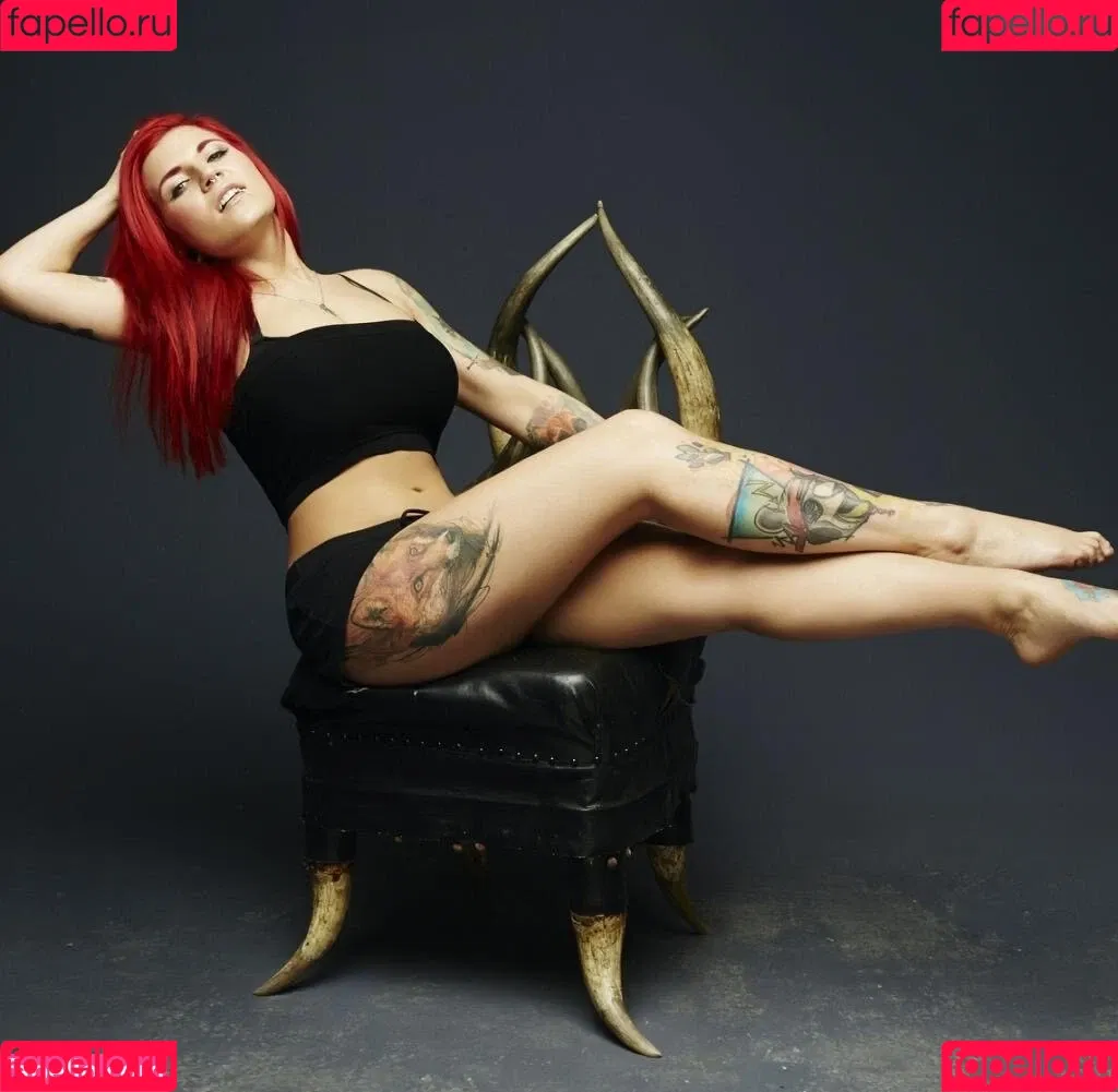 Nancy Mietzi Onlyfans Photo Gallery 