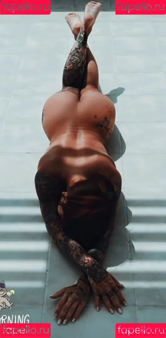 Nancy Mietzi Onlyfans Photo Gallery 