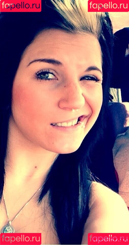 Nancy Mietzi Onlyfans Photo Gallery 