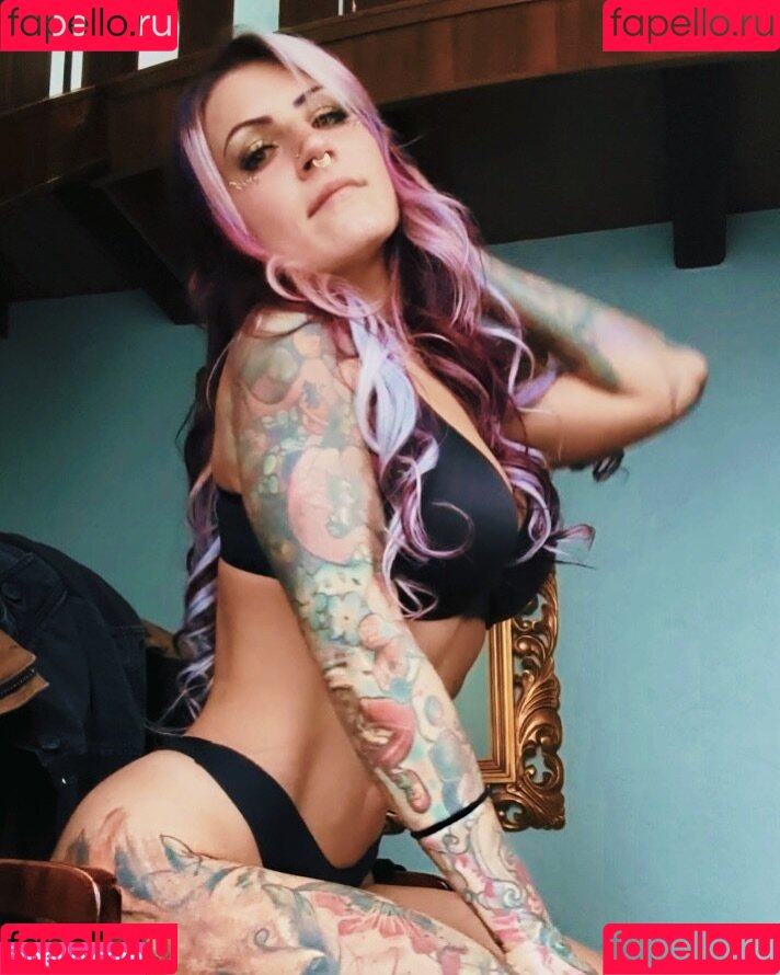 Nancy Mietzi Onlyfans Photo Gallery 