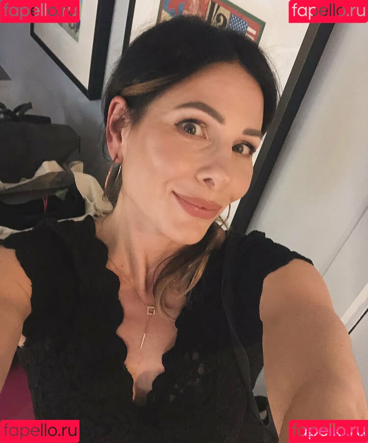 Lucrezia Millarini Onlyfans Photo Gallery 