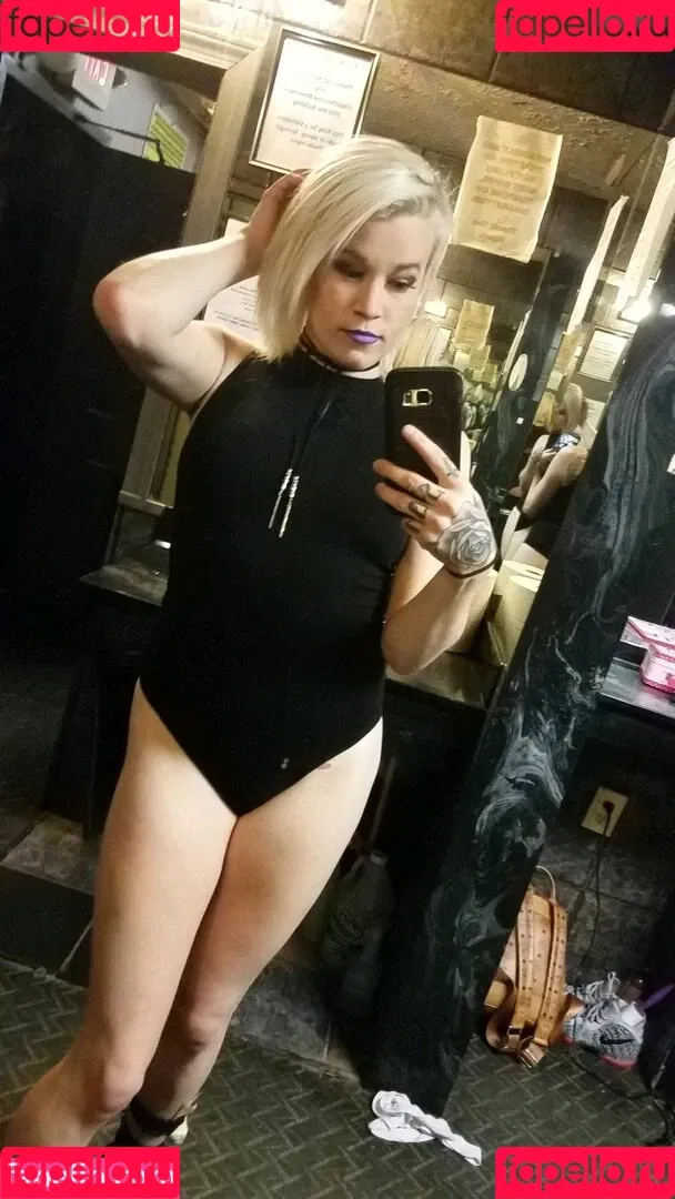 Aiden Aspen Onlyfans Photo Gallery 