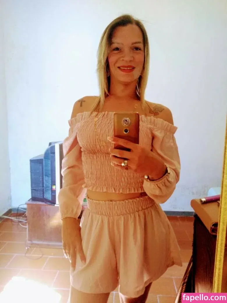 Laiza Lavier Onlyfans Photo Gallery 