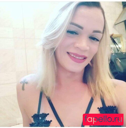 Laiza Lavier Nude Onlyfans Photo 35