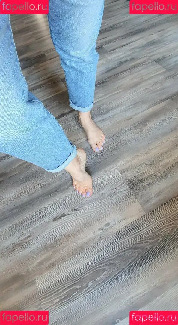 sofiastoes Onlyfans Photo Gallery 