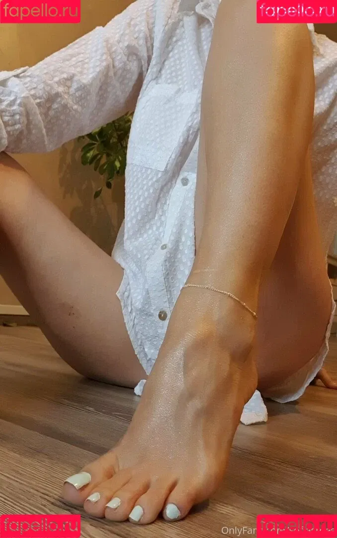 sofiastoes Onlyfans Photo Gallery 