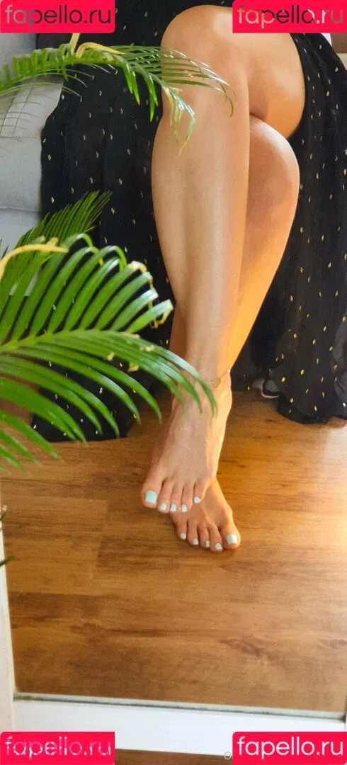 sofiastoes Onlyfans Photo Gallery 