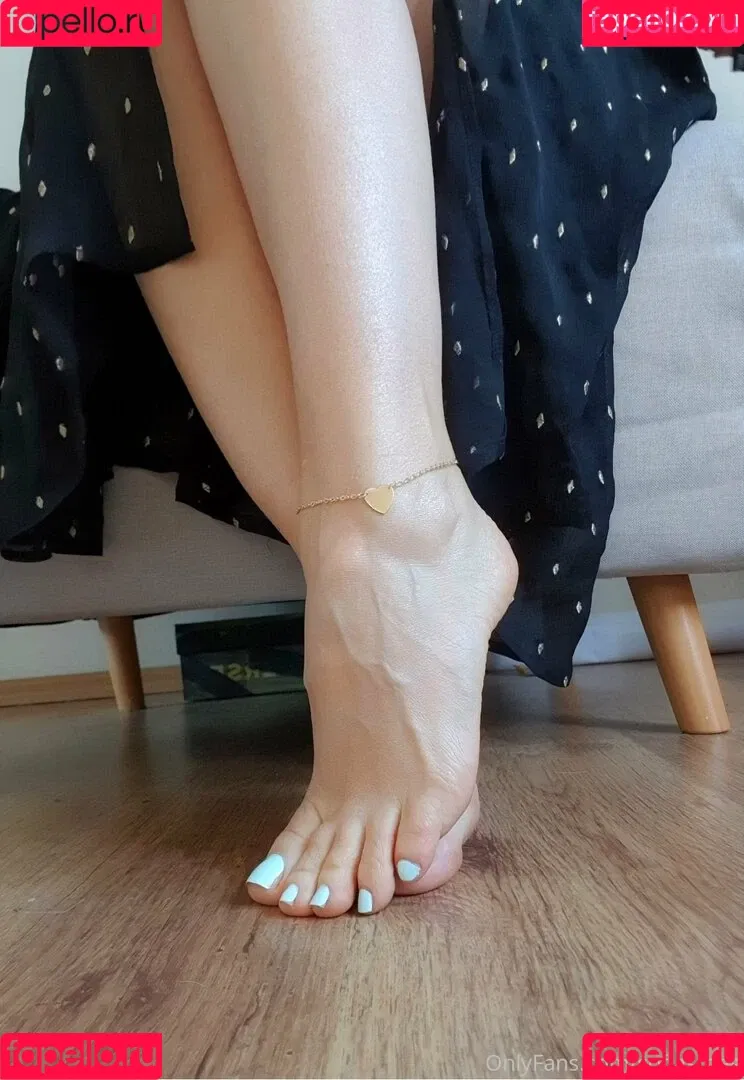 sofiastoes Onlyfans Photo Gallery 